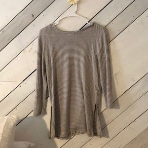 Long sleeved tunic top